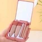 5 Mini-Pinceaux de Maquillage de Voyage avec Miroir et Etui – Image 2