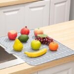 Tapis Egouttoir à Vaisselle en Silicone Gris avec Bec de Drainage - 58x45cm – Image 6